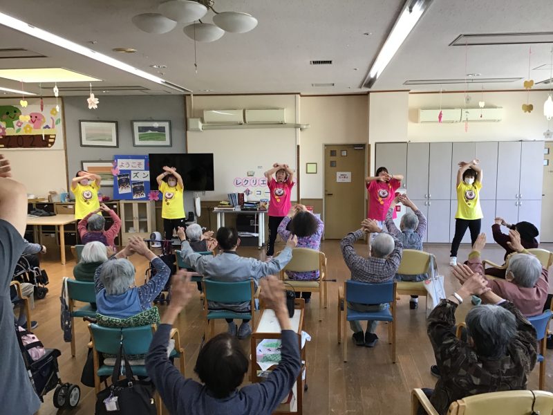 デイサービスでズンバ★