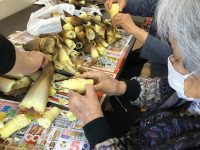 デイで筍の調理